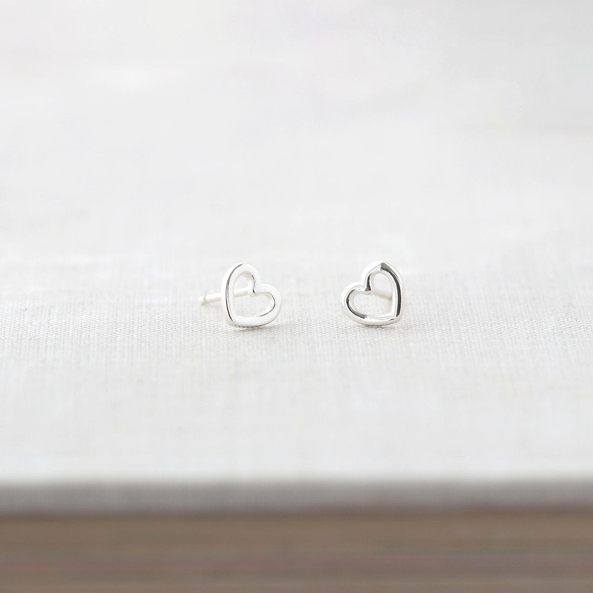 Heart Outline Stud Earrings